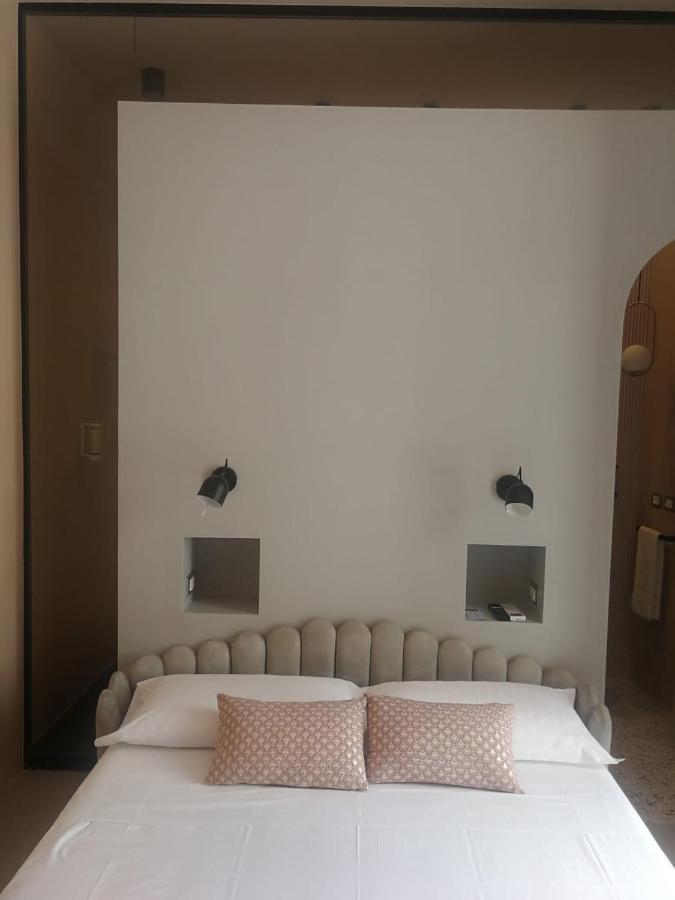 Luciani 33 Luxury Rooms Салерно Экстерьер фото